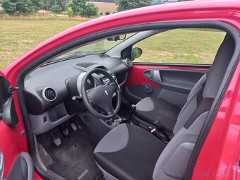 Peugeot 107 - 9
