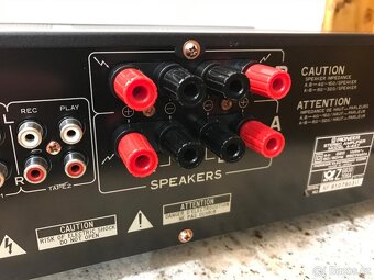 Pioneer A-447 Top stav - 9