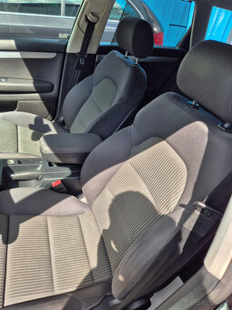 AUDI A4 2.0 TDI - 9