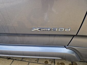 Bmw X3 3.0d manuál X-Drive - 9