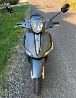 Piaggio Liberty iGET 125 - 9