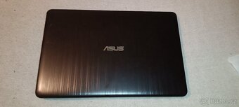 Notebook ASUS X540B-DM104T - 9