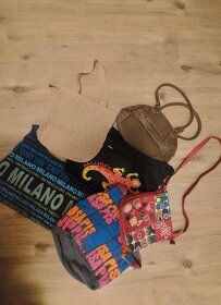 Kabelka,Dekorace tulipán cedule motýl - 9