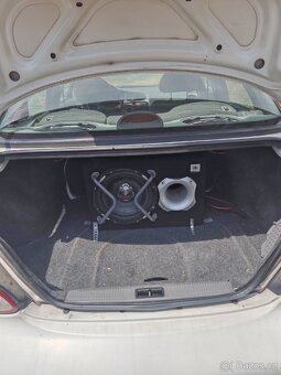 Hyundai lantra j2 1.9gld - 9