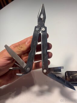 Leatherman multitool - 9