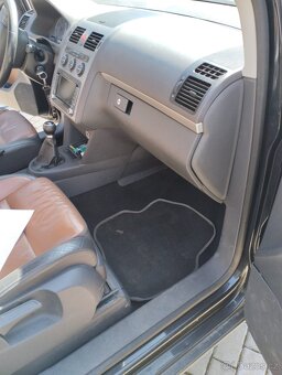 Touran 2.0tdi 7 mist - 9
