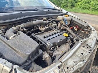 Opel astra H 1.4 16v - 9