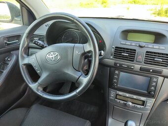 Toyota Avensis 1.8 benzin, r.v. 2004 - 9