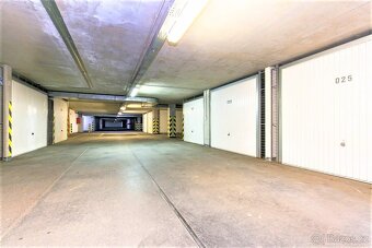 Pronájem bytu 3+kk s uzamykatelnou garáží, Metro 15 min - 9