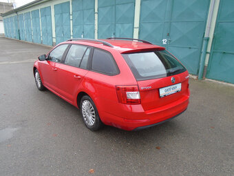 Škoda Octavia Combi   ČR   DPH - 9