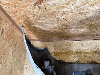 PŘEDNÍ NÁRAZNÍK FIAT LINEA FACELIFT - 9