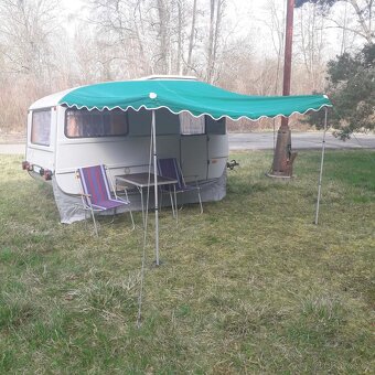 Karavan quik výroba NDR - 9