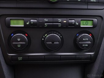 Škoda Octavia 2,0 TDI Elegance + Kůže Xenon (2007) - 9