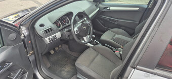 Opel Astra, 1.6i NAVI,DIG KLIMA,JEN 88 TKM - 9
