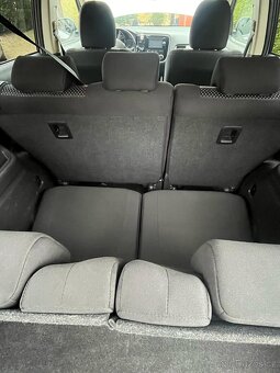 Mitsubishi Outlander 4x4, 09/2015, bílá, nafta, 7 místné - 9
