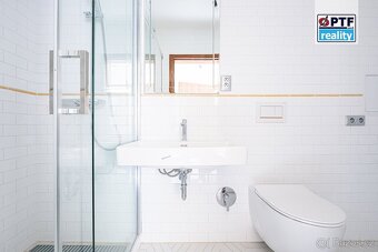 Nadstandardní byt 2+kk plus prostorná pracovna k pronájmu – - 9