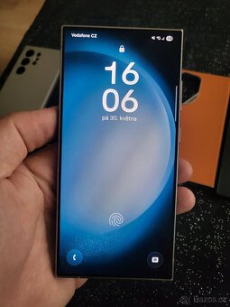 Vyměním Samsung Galaxy S24 Ultra 256GB violet titan top Stav - 9