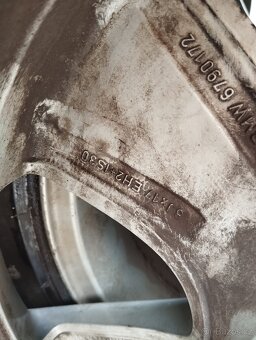 ALU BMW 8x17 IS30 + zimní pneu 225/55/17 Pirelli - 9