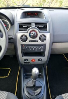 Renault Megane 1.4 16V 72KW/ koní R.V.04/2005 - 9