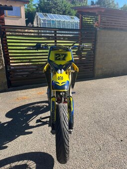 Husqvarna 125 sm (CR) - 9