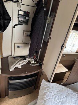 Karavan HOBBY 650 Prestige, 27E GARÁŽOVANÝ - 9