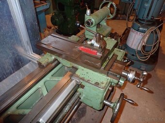 Soustruh hrotový Martin KM 200 - 9