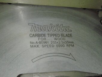 Pokosová pila Makita - 9