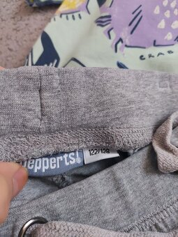 Set letního chlapeckého oblečení 122/128 - 9