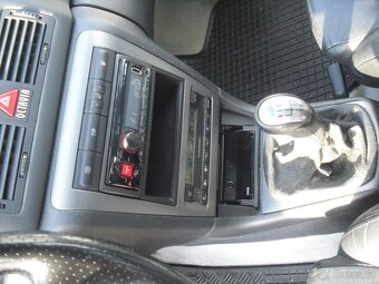 Skoda Octavia RS1 Kombi - 9