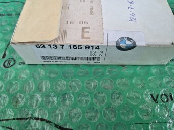 pravý boční blinkr BMW 3 E46 63137165914 , 7165914 - 9