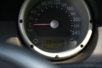 Volkswagen Polo 1.4 16V 74KW HIGHLINE 6N2 - 9
