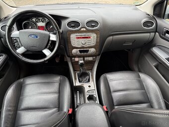 FORD FOCUS II 2,0i 107kW GHIA KŮŽE,STK,HATCHBACK - 9