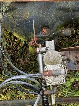 LIAZ HÁKOVÝ NOSIČ KONTEJNERU 4X4 - 9