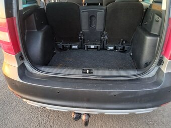 Škoda YETI 2.0TDI, TAŽNÉ ZAŘÍZENÍ,2013 R.V - 9