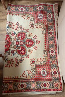 Koberec ručně zhotovený - 9