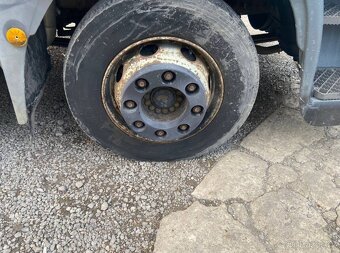 Iveco Eurocargo 120E25, Euro 5, čelo - 9