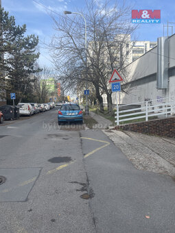 Prodej, garáž, 15 m2, Praha 4, ul. Hviezdoslavova - 9