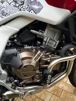 Honda CRF 1000 Africa Twin Adventure Sport DCT - 9