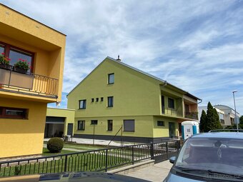 Fasády,omítky,zednické práce - 9