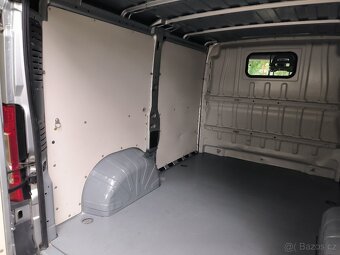 Peugeot Boxer, 3.0 HDI 116 kW - osobní vůz - 9