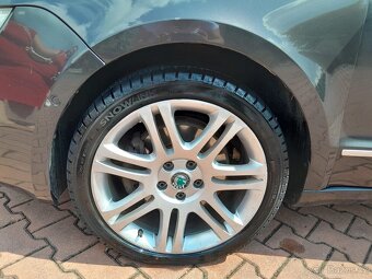 Škoda superb 2 1.8 TSI 118kw DSG plna. Výbava - 9