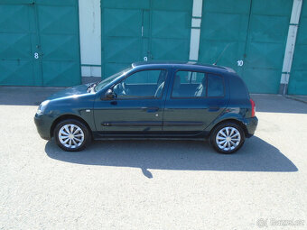 Renault Clio - 9