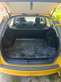 Kia Cee´d 1,4 CVVT kombi (66kW) - STK do 01/2027 - 9