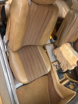 MERCEDES BENZ W107 350SLC MANUÁL - 9