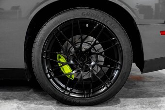 Dodge Challenger SRT Shaker - 9