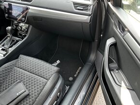 Škoda Superb III 2.0TSi 206kw 4x4, r.2017, serviska,STK, top - 9