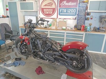 Indian Scout řidítka - 9