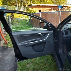 Volvo xc60, 2.4 d5 151kw automat - 9