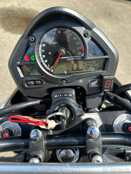 Honda CB600 F Hornet - 9