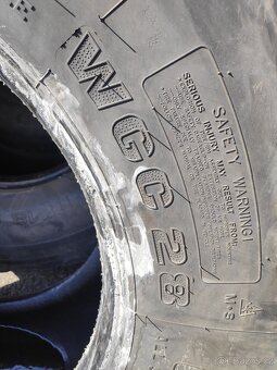 445/65 R22,5 - 9